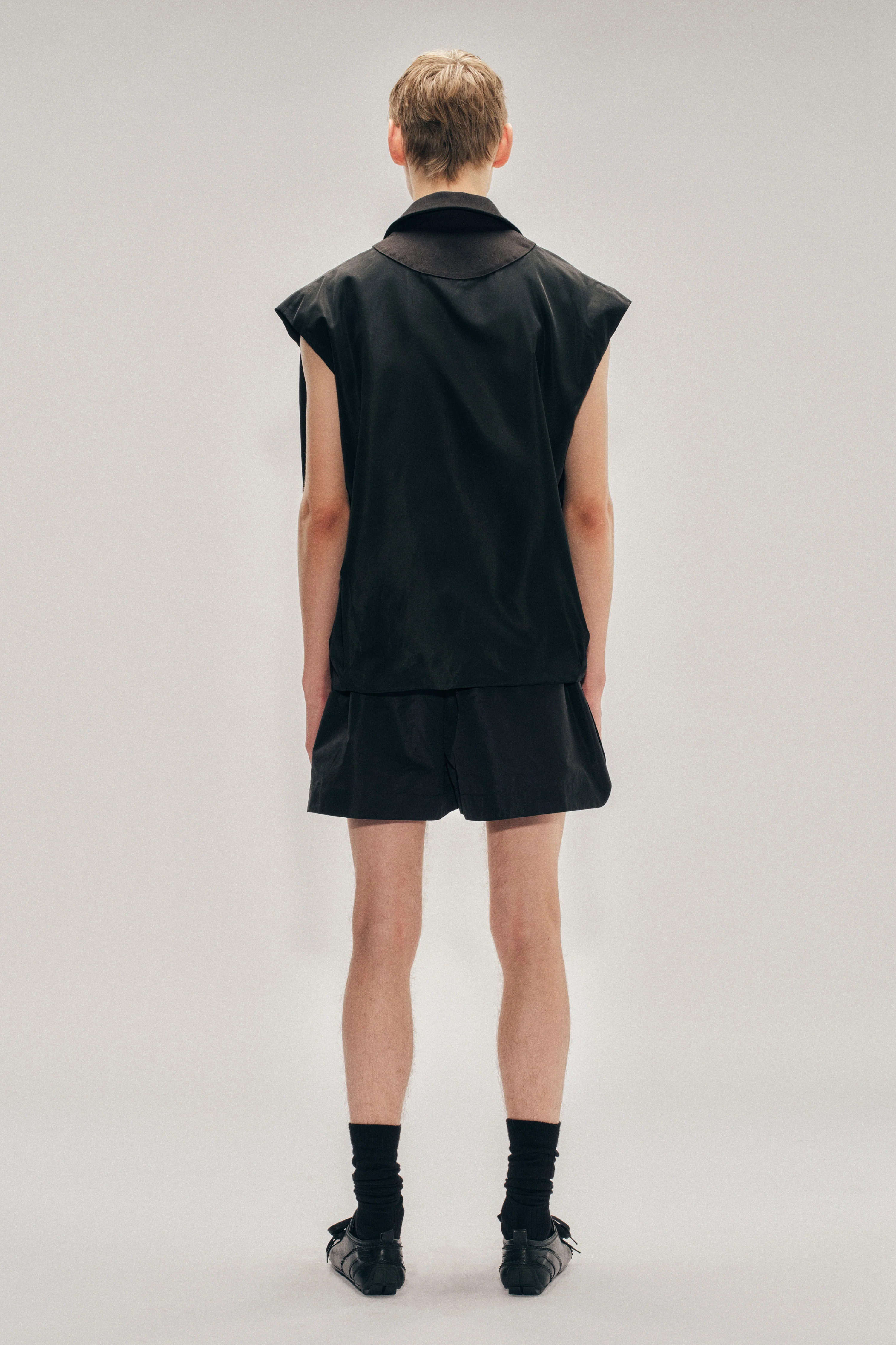 Draped Bubble Hem Pressed Rosette Top - Image 3