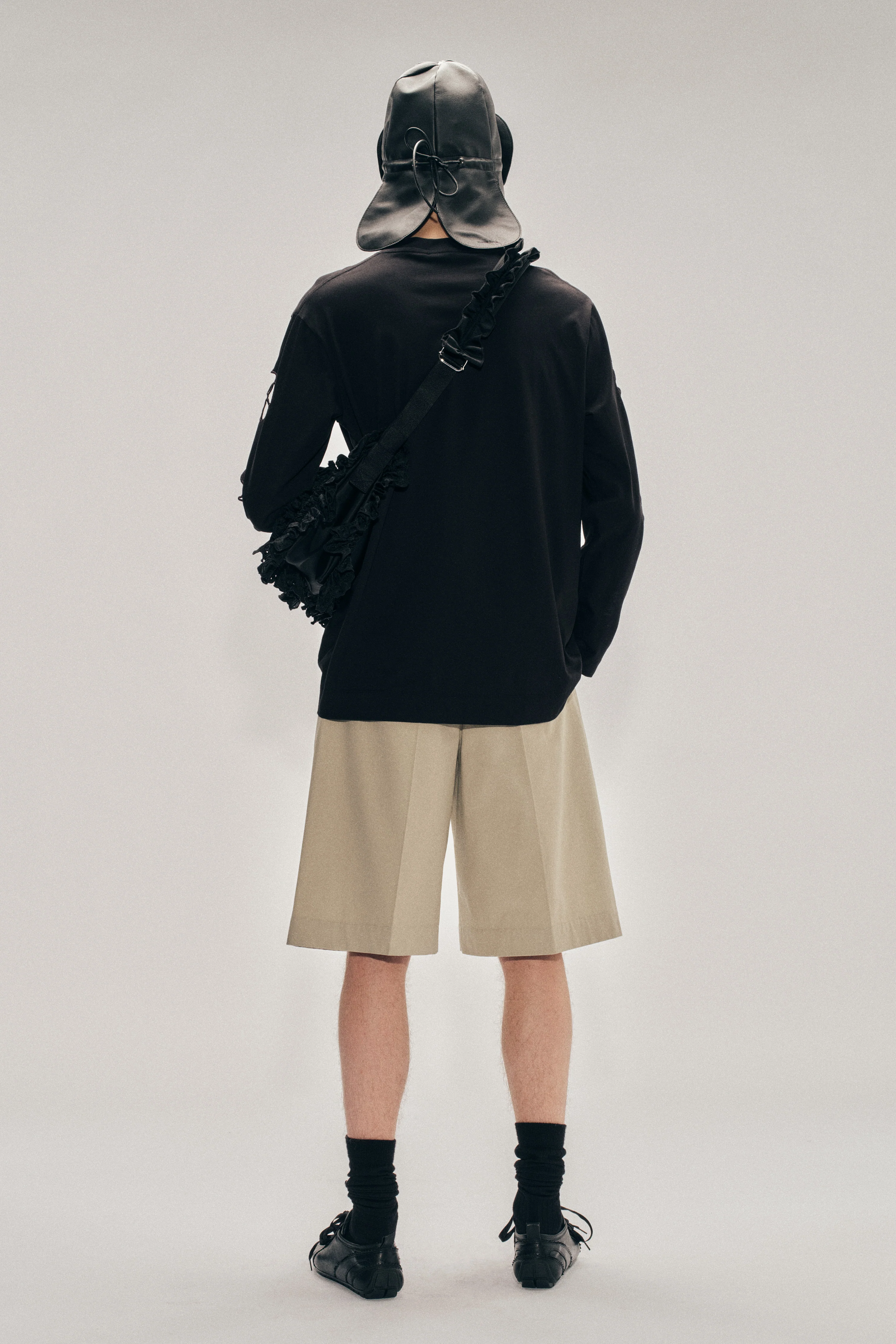 Daisy Cutout Long Sleeve T-Shirt - Image 3